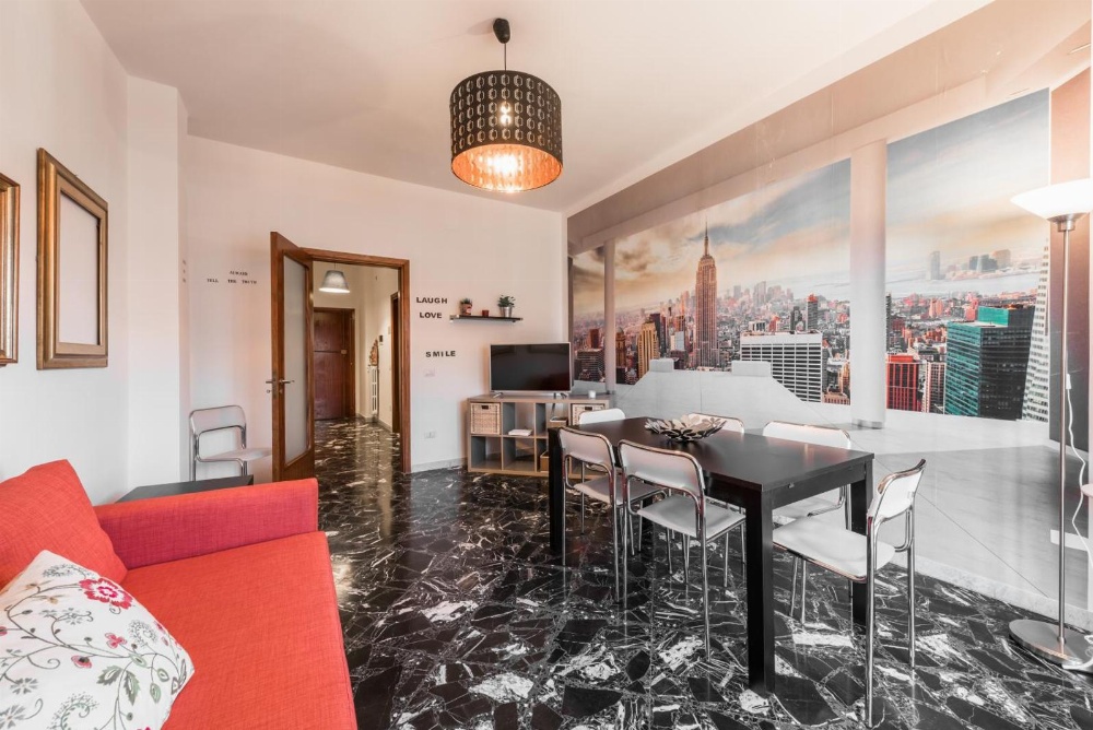 Apartment Red - Youtown