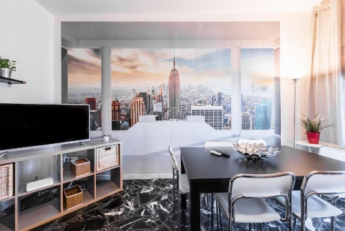 Apartment Red - Youtown image 5