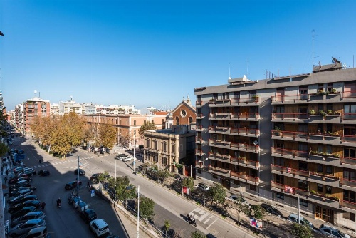 Apartment Red - Youtown image 7